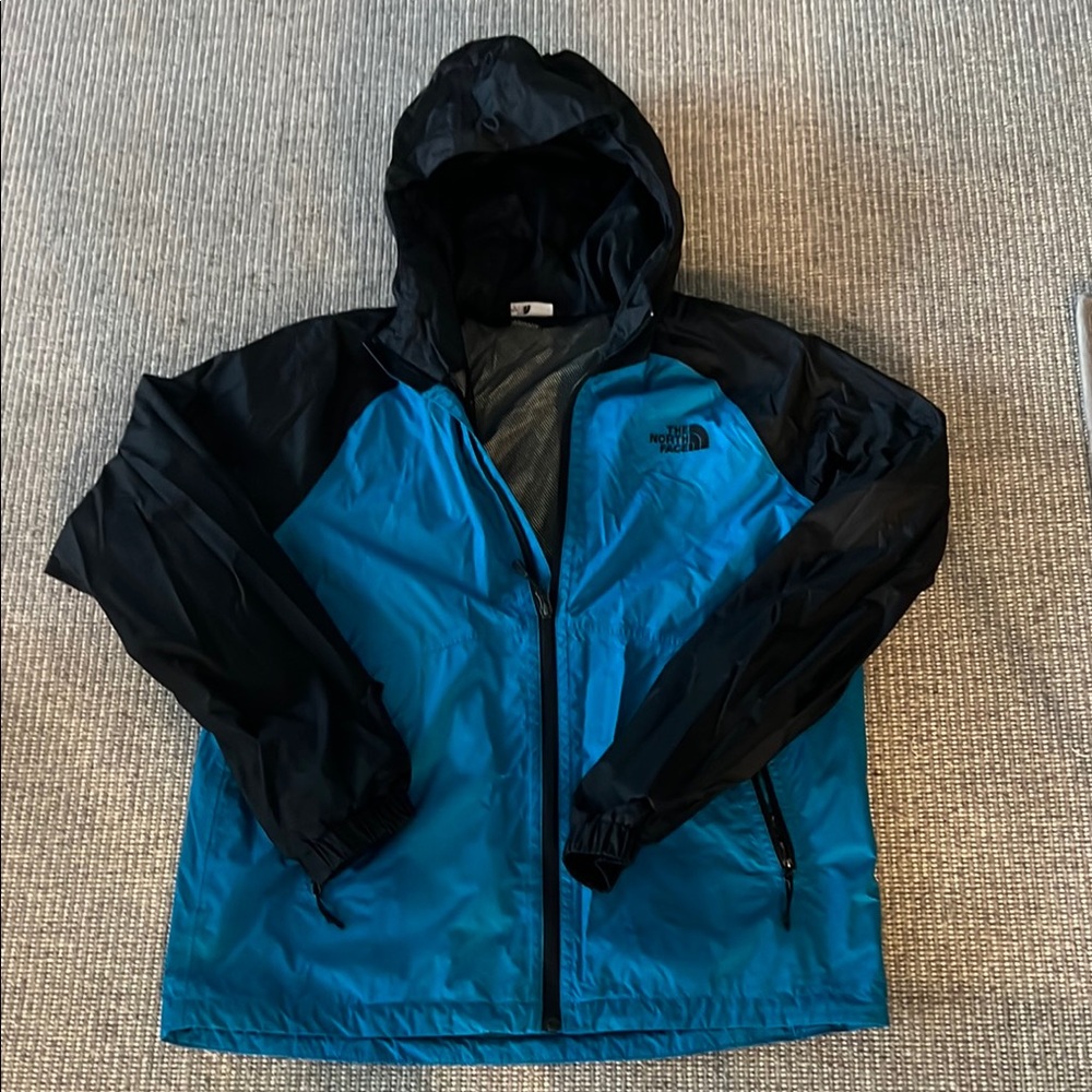 North Face men’s Windbreaker/shell. Sz M 
Lightly worn